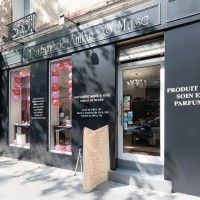 Logo Parfumerie Ambre Institut De Beauté